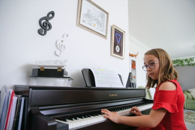 Piyanonun parlak çocuğu İtalya'daki yarışmaya hazırlanıyor